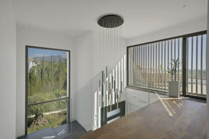 533ce3fa3c48dc87a57445bf776de40f - 37