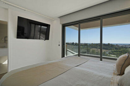 533ce3fa3c48dc87a57445bf776de40f - 40