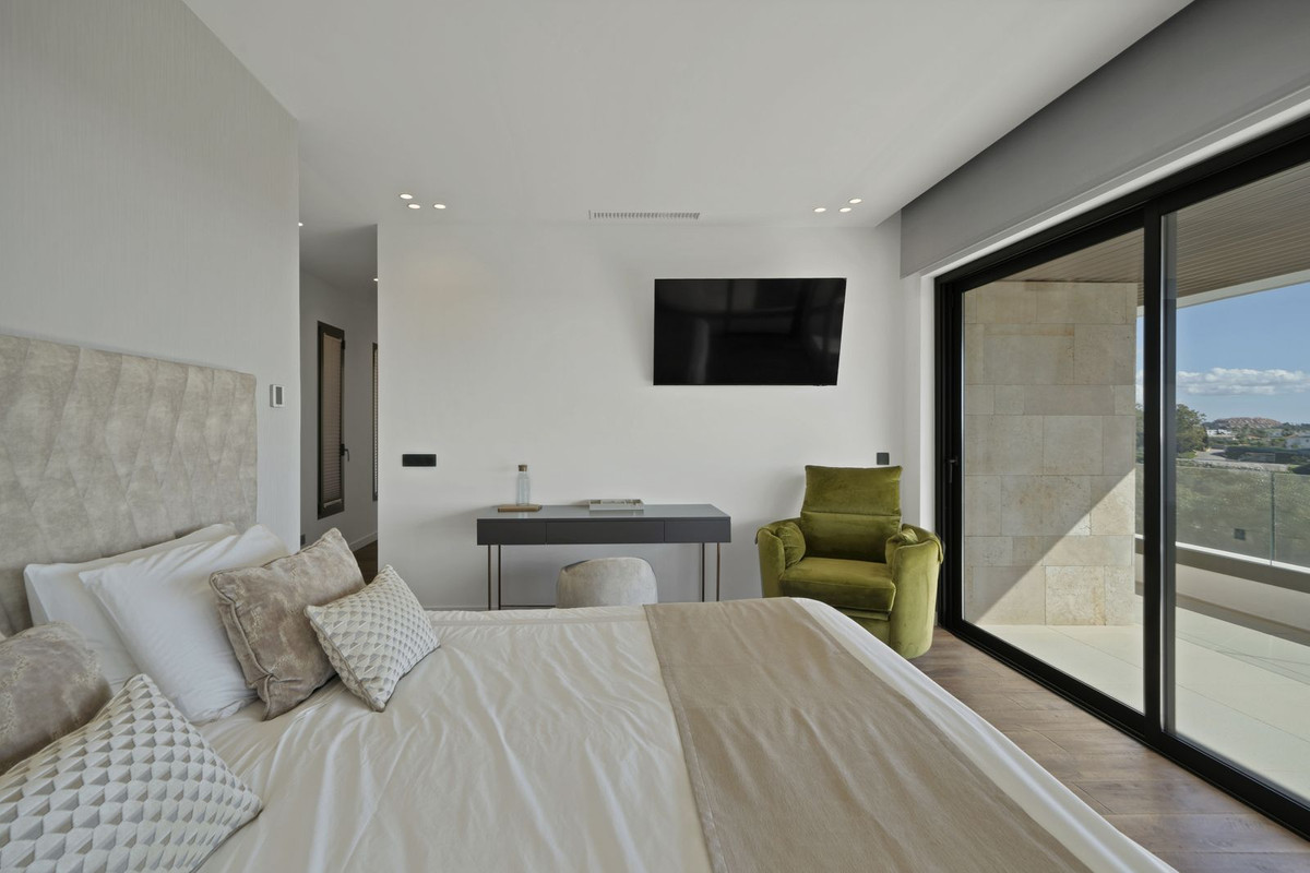 533ce3fa3c48dc87a57445bf776de40f - 47