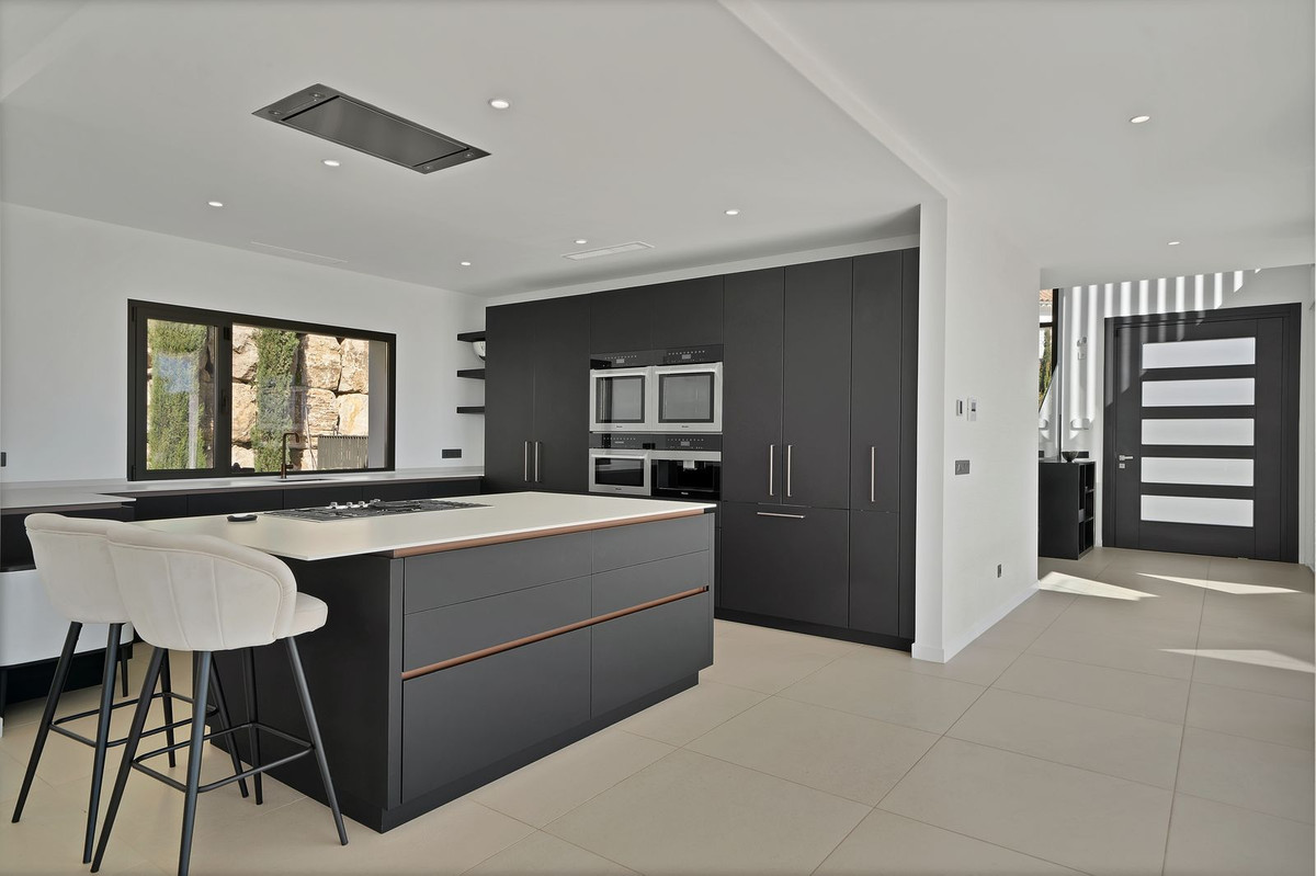 533ce3fa3c48dc87a57445bf776de40f - 7