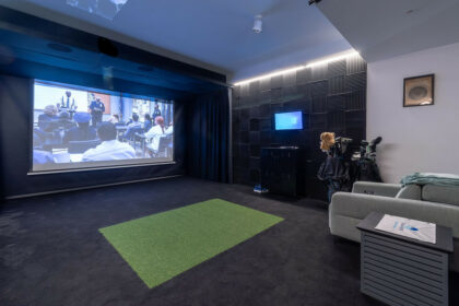 533ce3fa3c48dc87a57445bf776de40f - 76