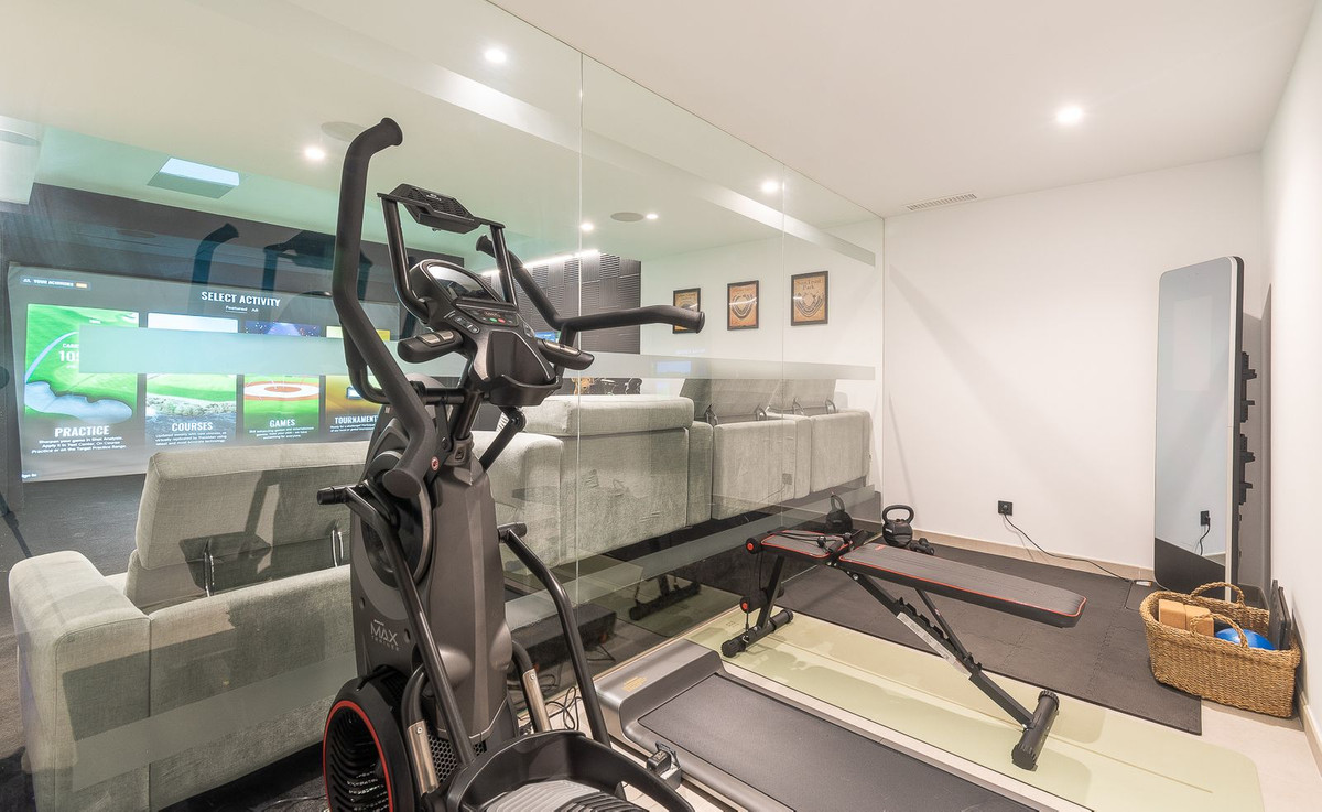 533ce3fa3c48dc87a57445bf776de40f - 82