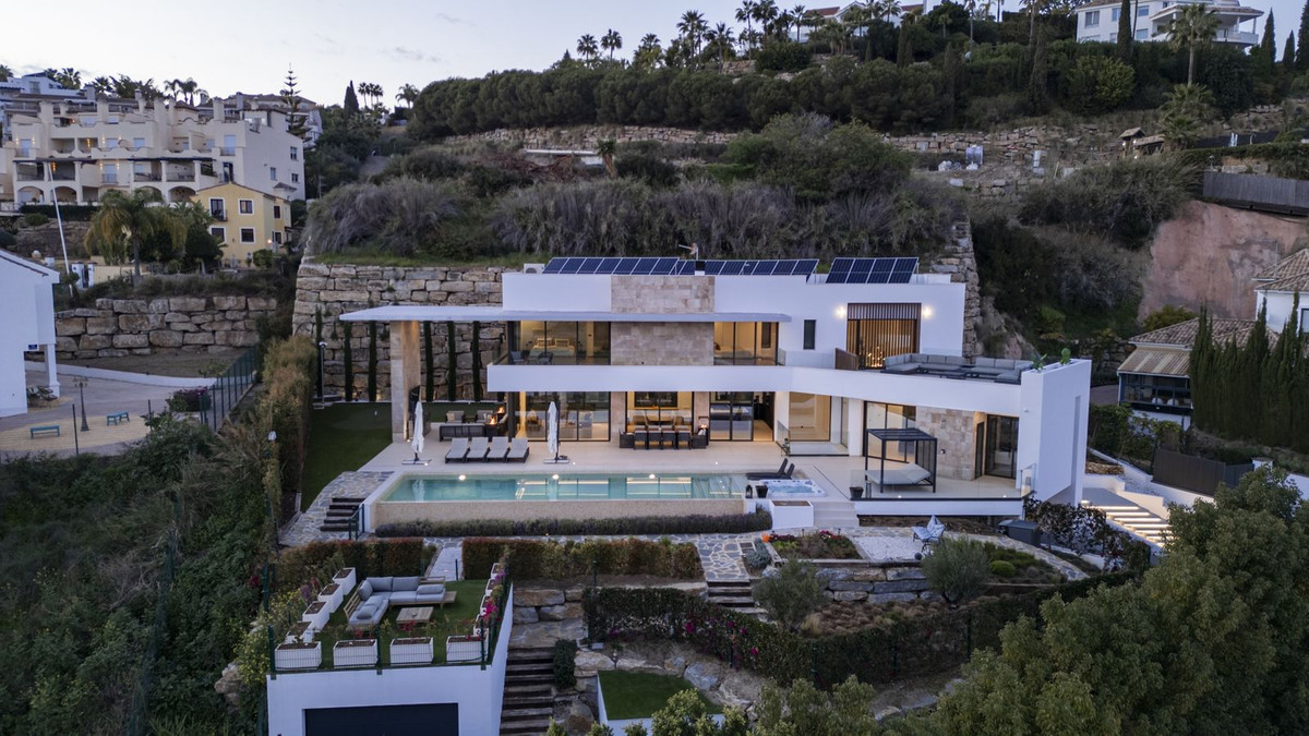 533ce3fa3c48dc87a57445bf776de40f - 88