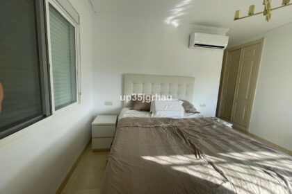 5725aff22a835e765952e13057c81407 - 19