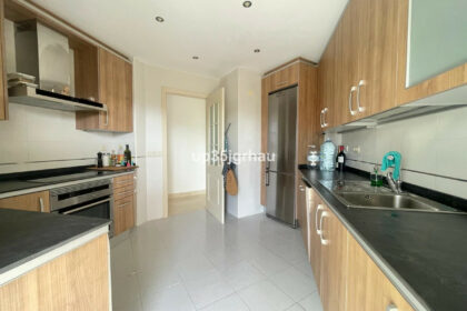 5725aff22a835e765952e13057c81407 - 5