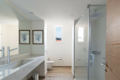 58c8722101db8d38b3a572f6594d215f - 14