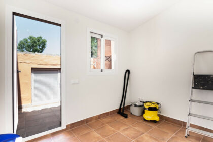 58c8722101db8d38b3a572f6594d215f - 19