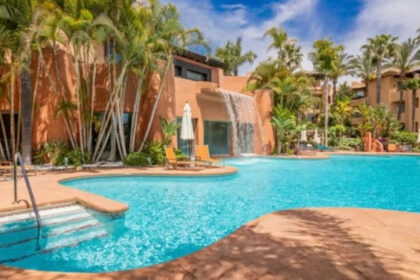 5a20a041fcd043c2c36cad0f8702f905 - 1