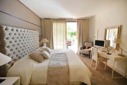 5a20a041fcd043c2c36cad0f8702f905 - 13