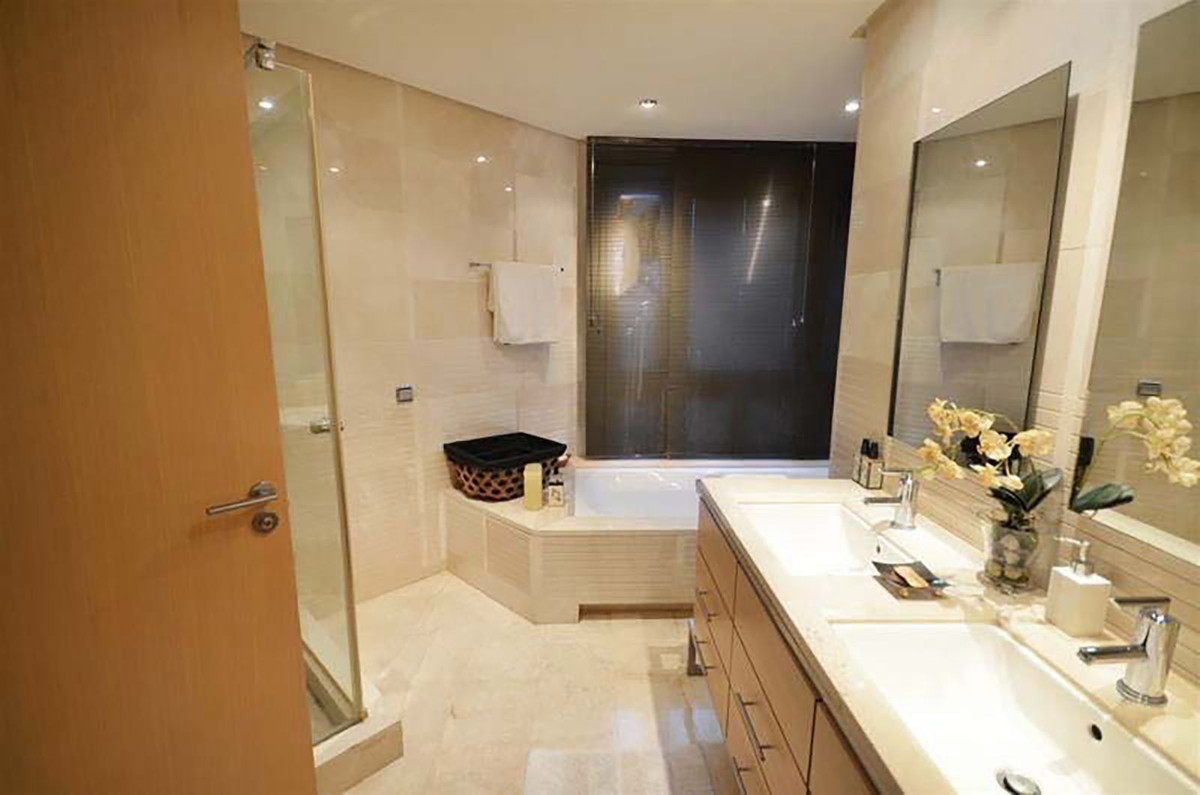 5a20a041fcd043c2c36cad0f8702f905 - 21