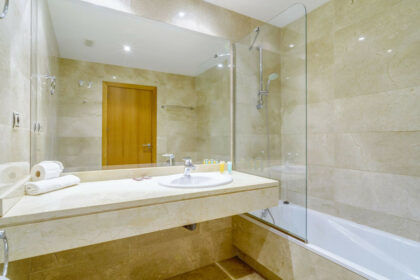 5a65271f83975ca9a1fc784678736c56 - 13