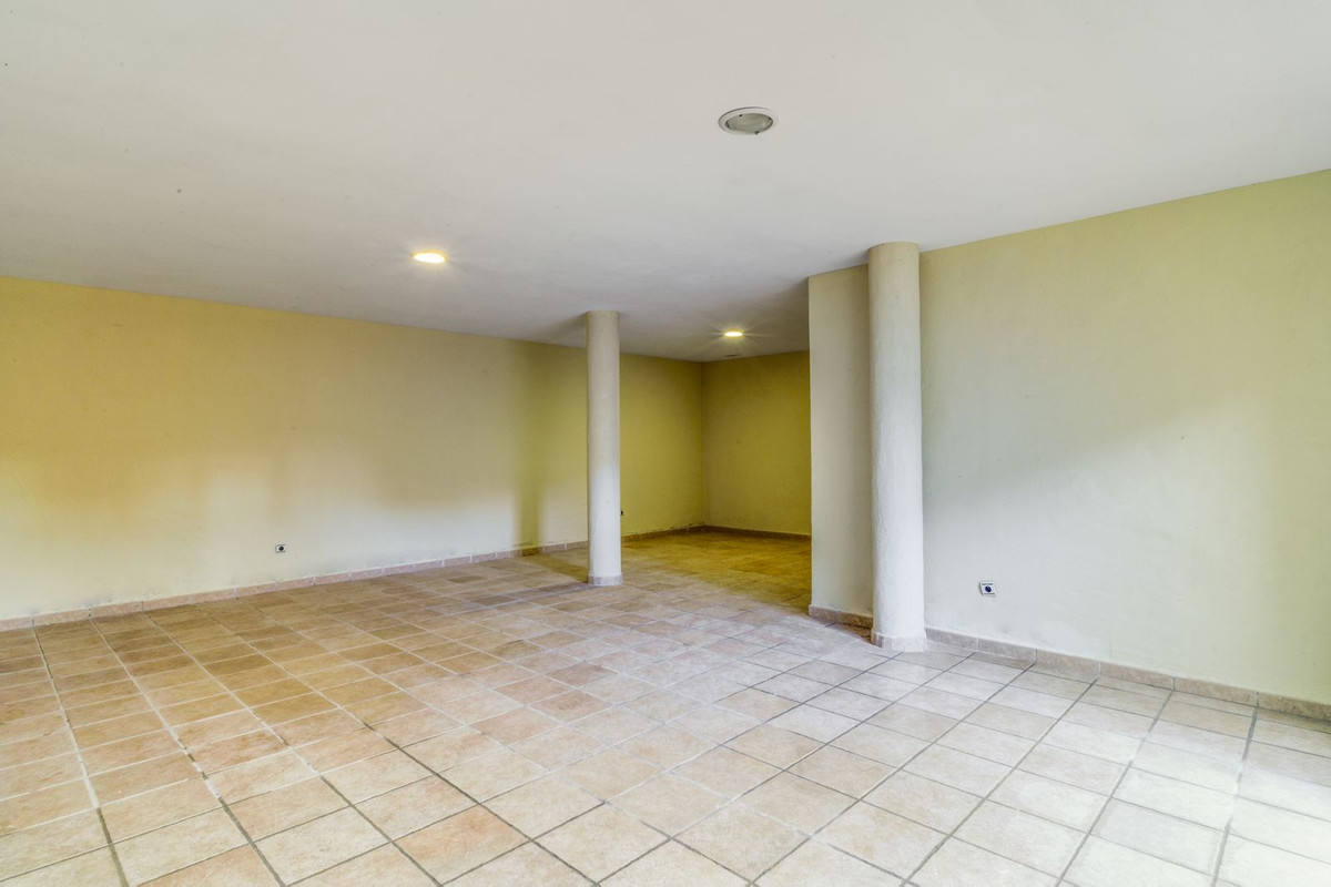 5a65271f83975ca9a1fc784678736c56 - 19