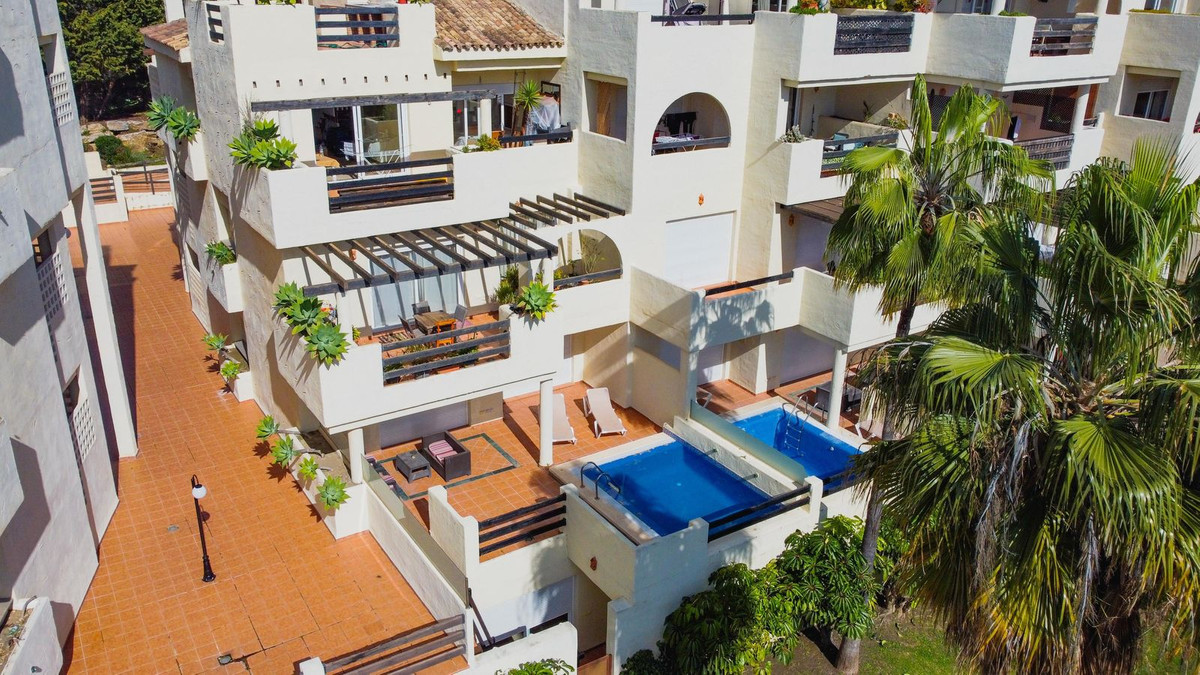 5a65271f83975ca9a1fc784678736c56 - 24