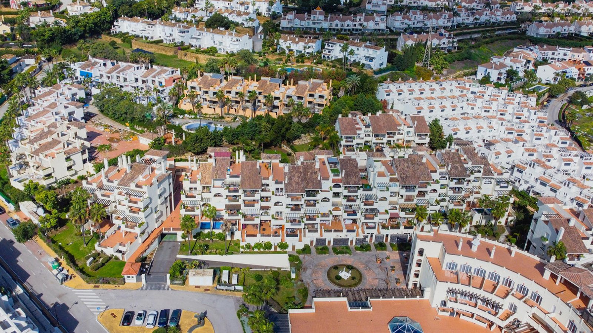 5a65271f83975ca9a1fc784678736c56 - 26