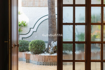 5ca68d38709bb5ae6b0541b457920a87 - 28