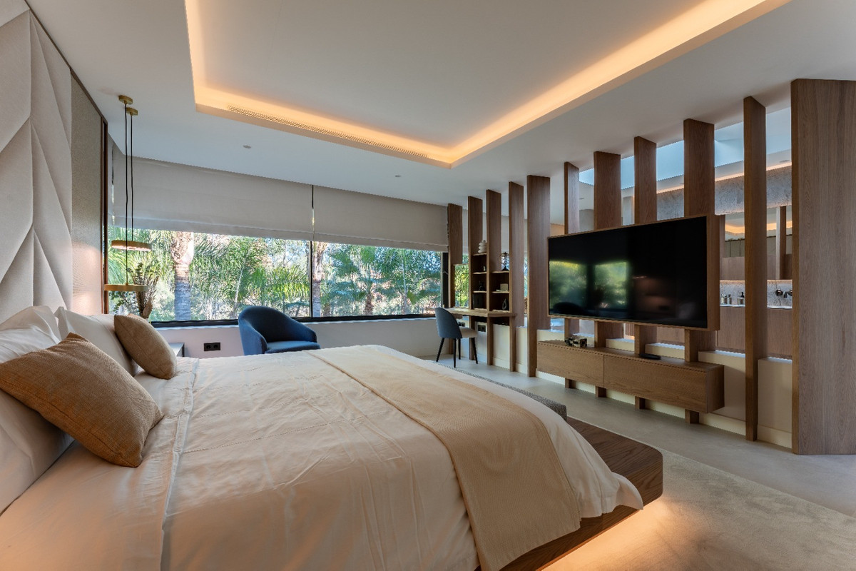 63d9a67e58719ce777b24a98595bead8 - 10