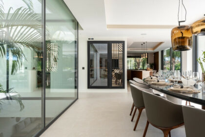 63d9a67e58719ce777b24a98595bead8 - 15