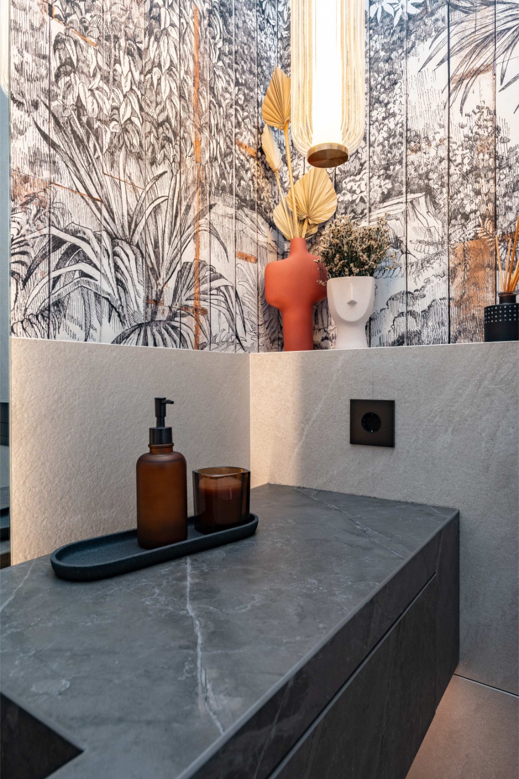 63d9a67e58719ce777b24a98595bead8 - 19