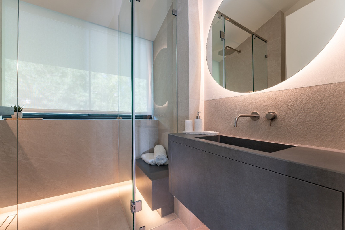 63d9a67e58719ce777b24a98595bead8 - 25