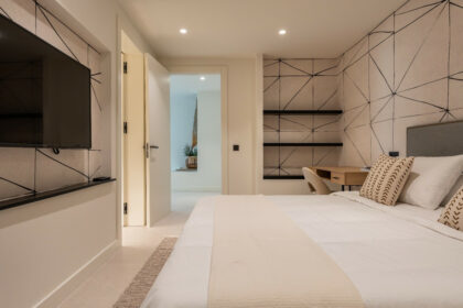 63d9a67e58719ce777b24a98595bead8 - 29