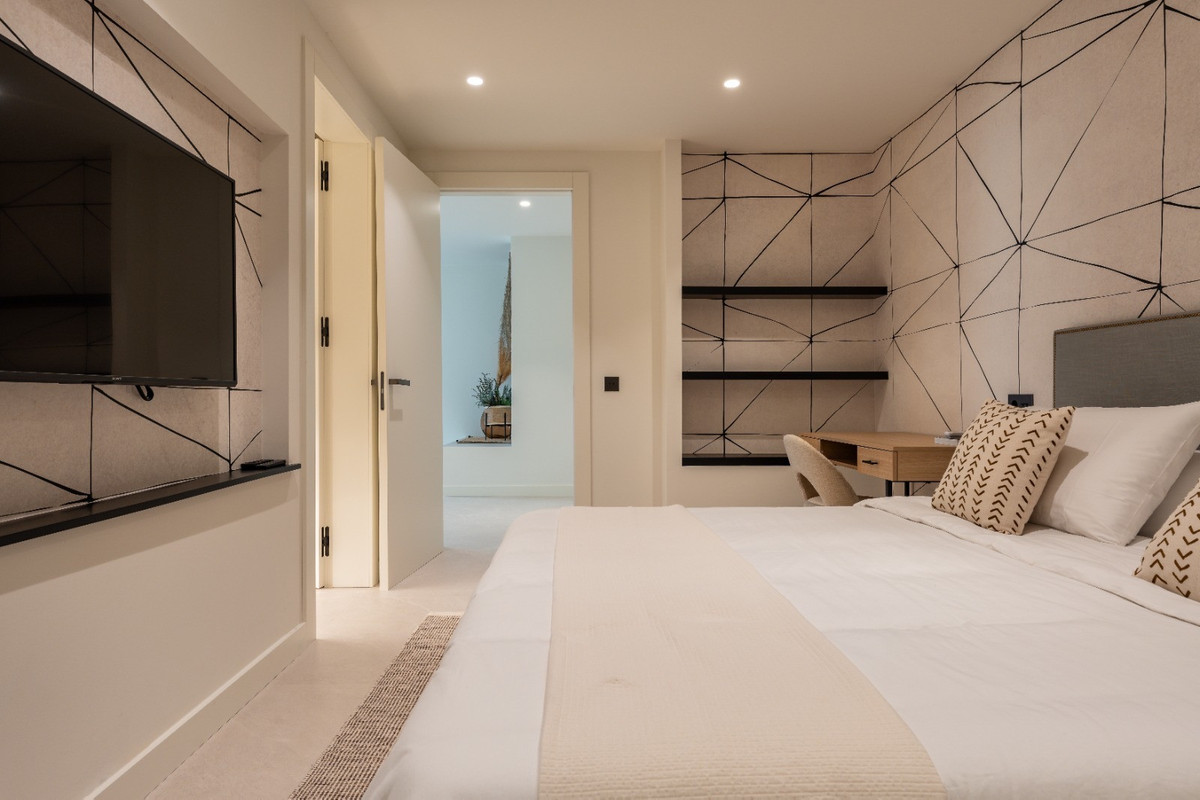 63d9a67e58719ce777b24a98595bead8 - 29