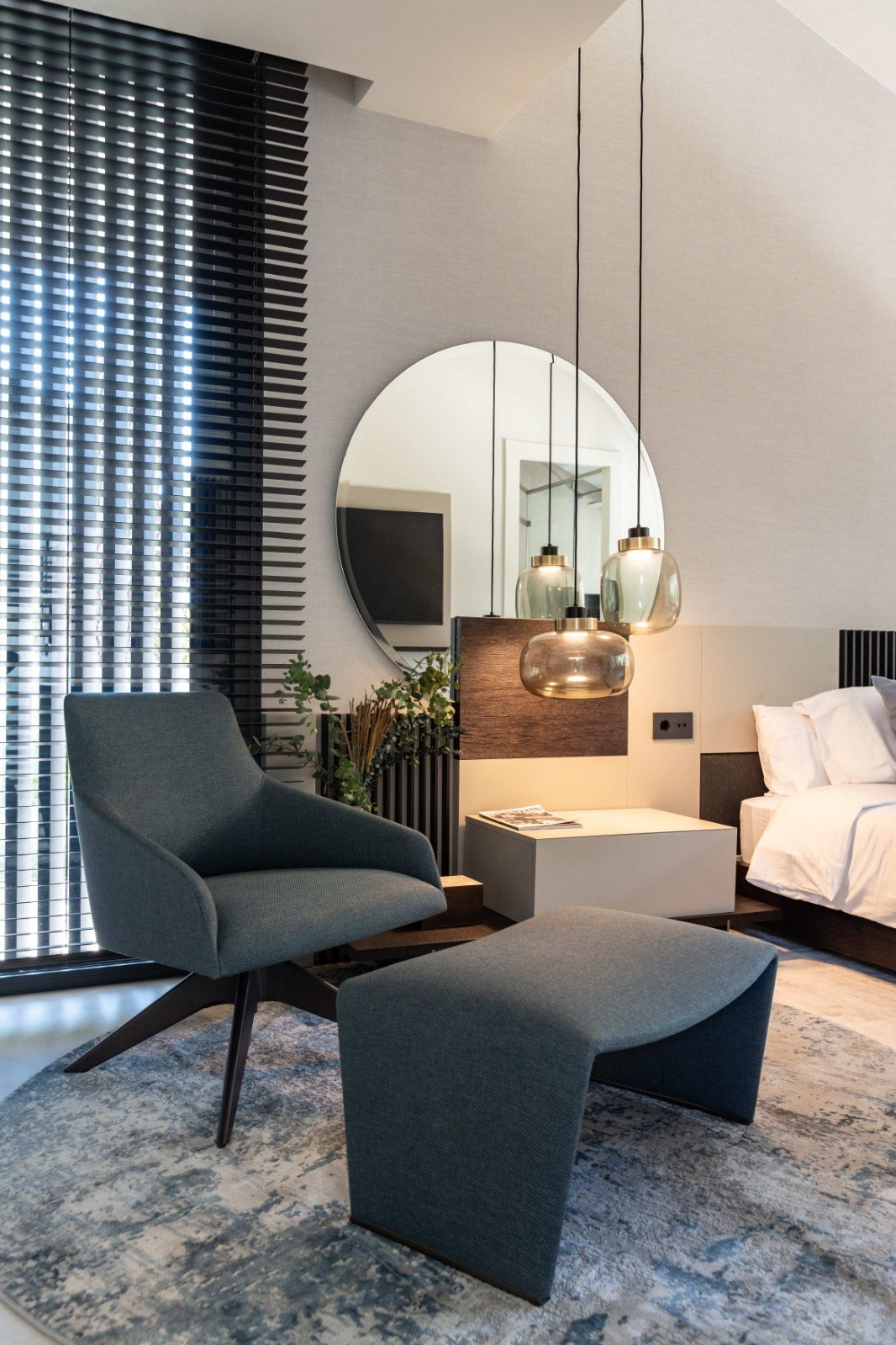 63d9a67e58719ce777b24a98595bead8 - 30