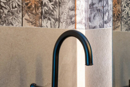 63d9a67e58719ce777b24a98595bead8 - 31