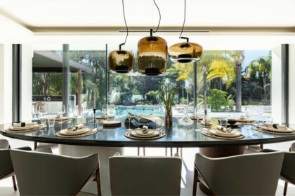 63d9a67e58719ce777b24a98595bead8 - 9