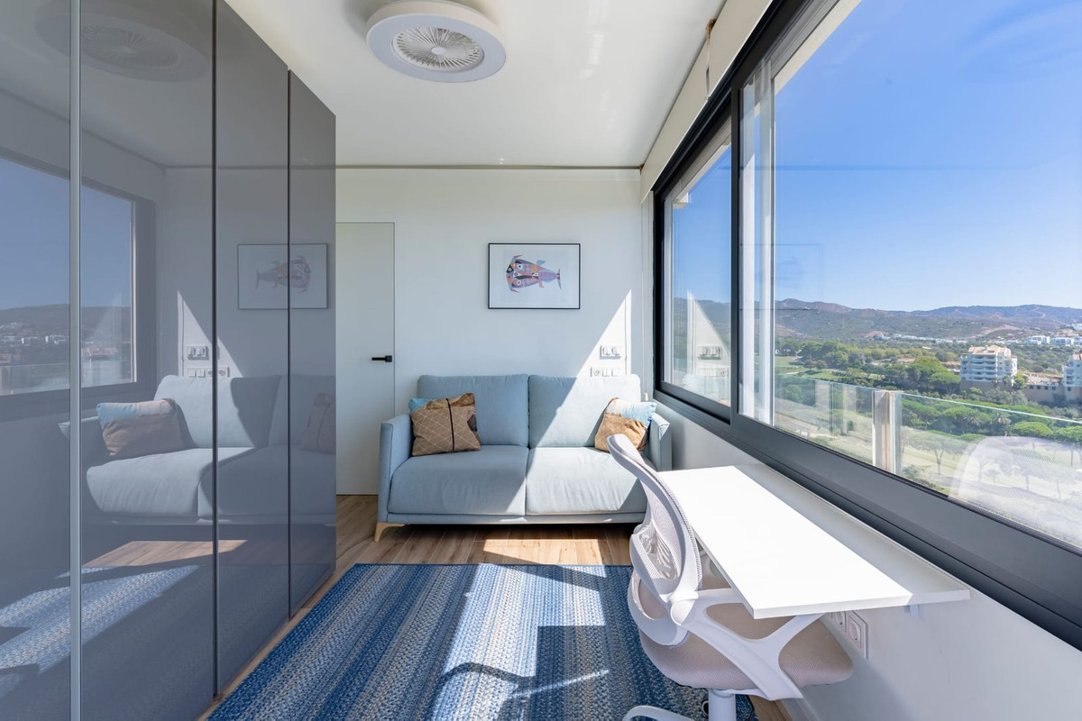 63dcf6efeb54d79fd4e1f117ee8a6f3f - 20