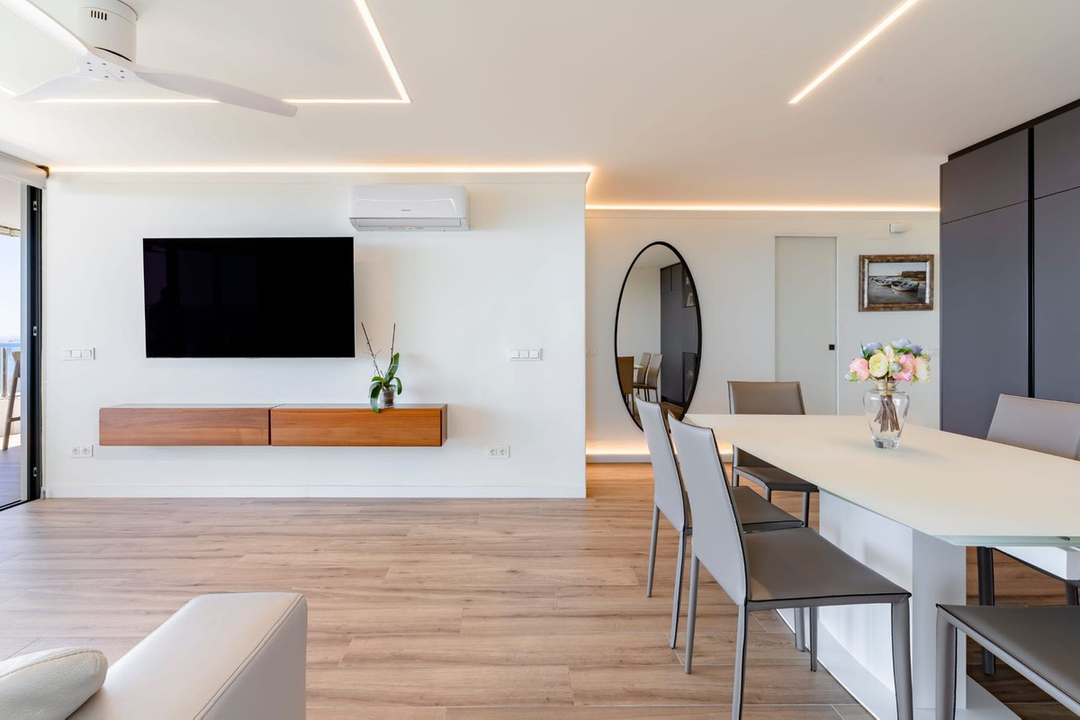 63dcf6efeb54d79fd4e1f117ee8a6f3f - 6