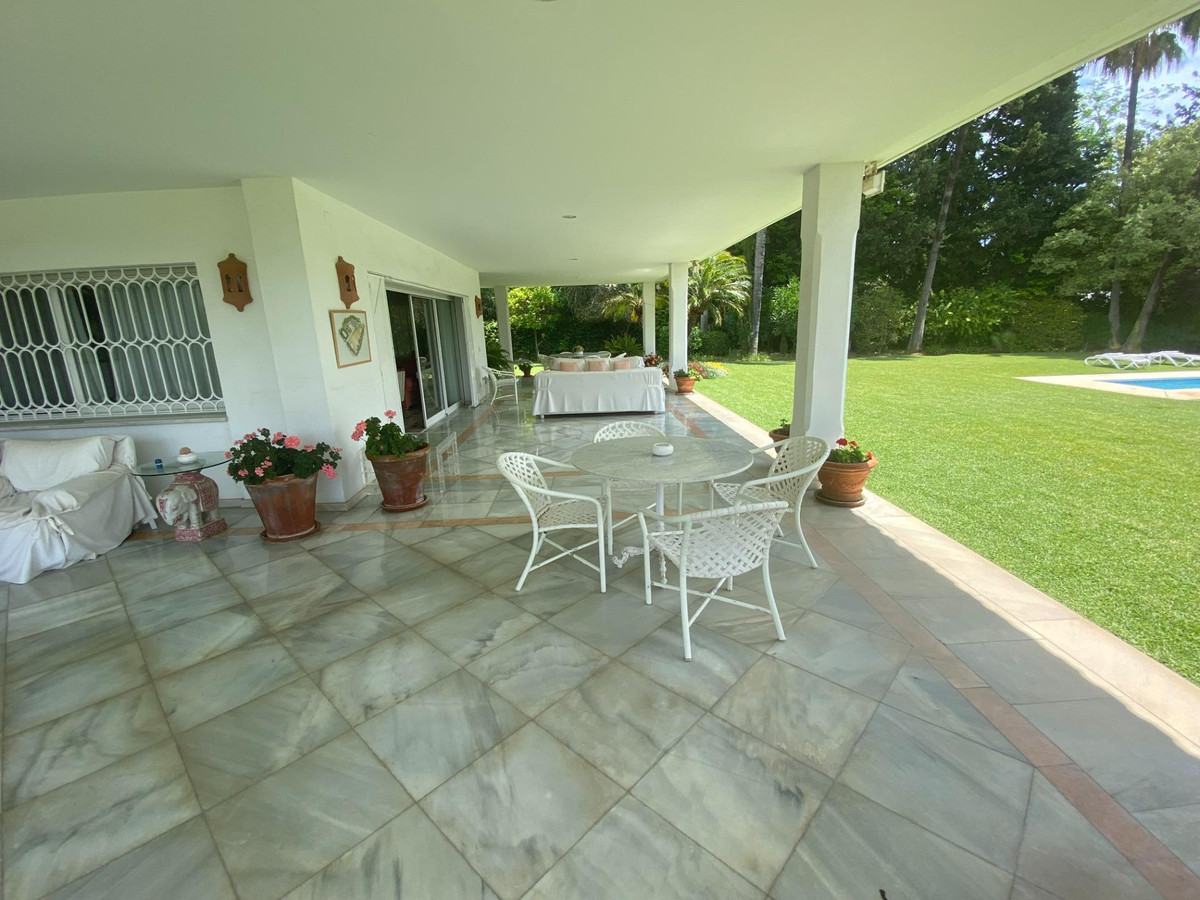 6469bbacc52eec6db90c60ea04fb333c - 10