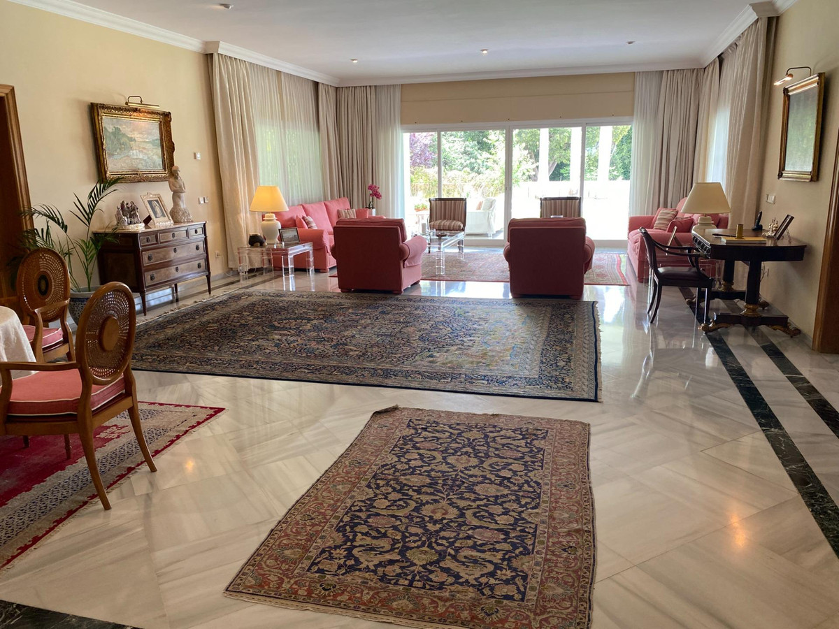 6469bbacc52eec6db90c60ea04fb333c - 13