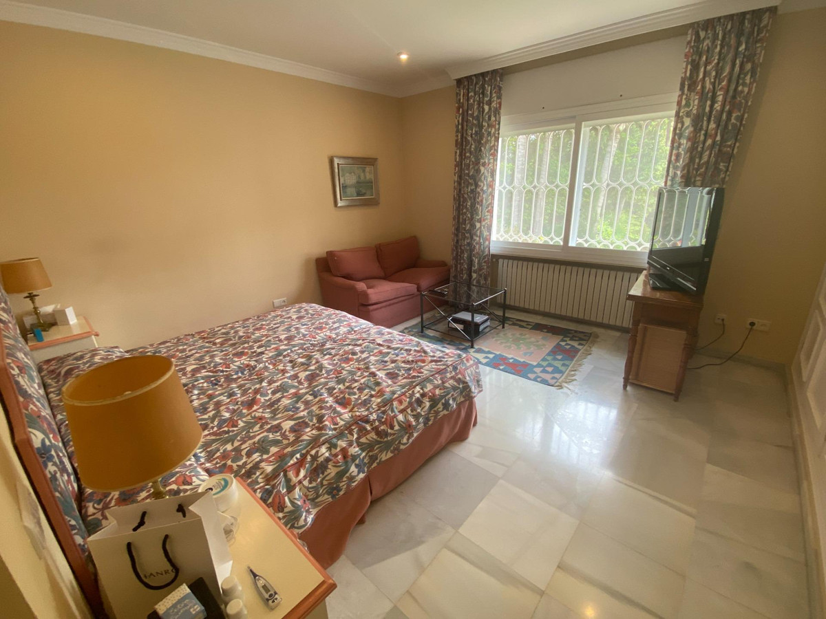 6469bbacc52eec6db90c60ea04fb333c - 27