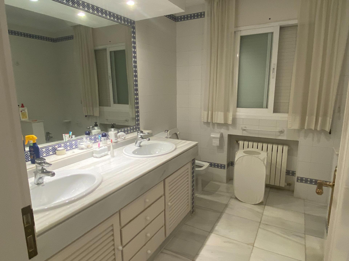 6469bbacc52eec6db90c60ea04fb333c - 39