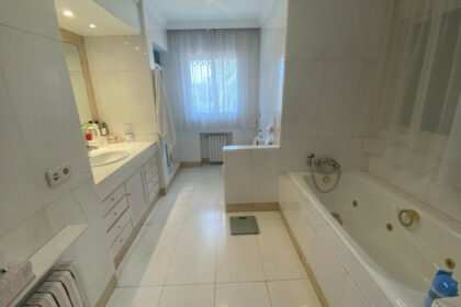 6469bbacc52eec6db90c60ea04fb333c - 40