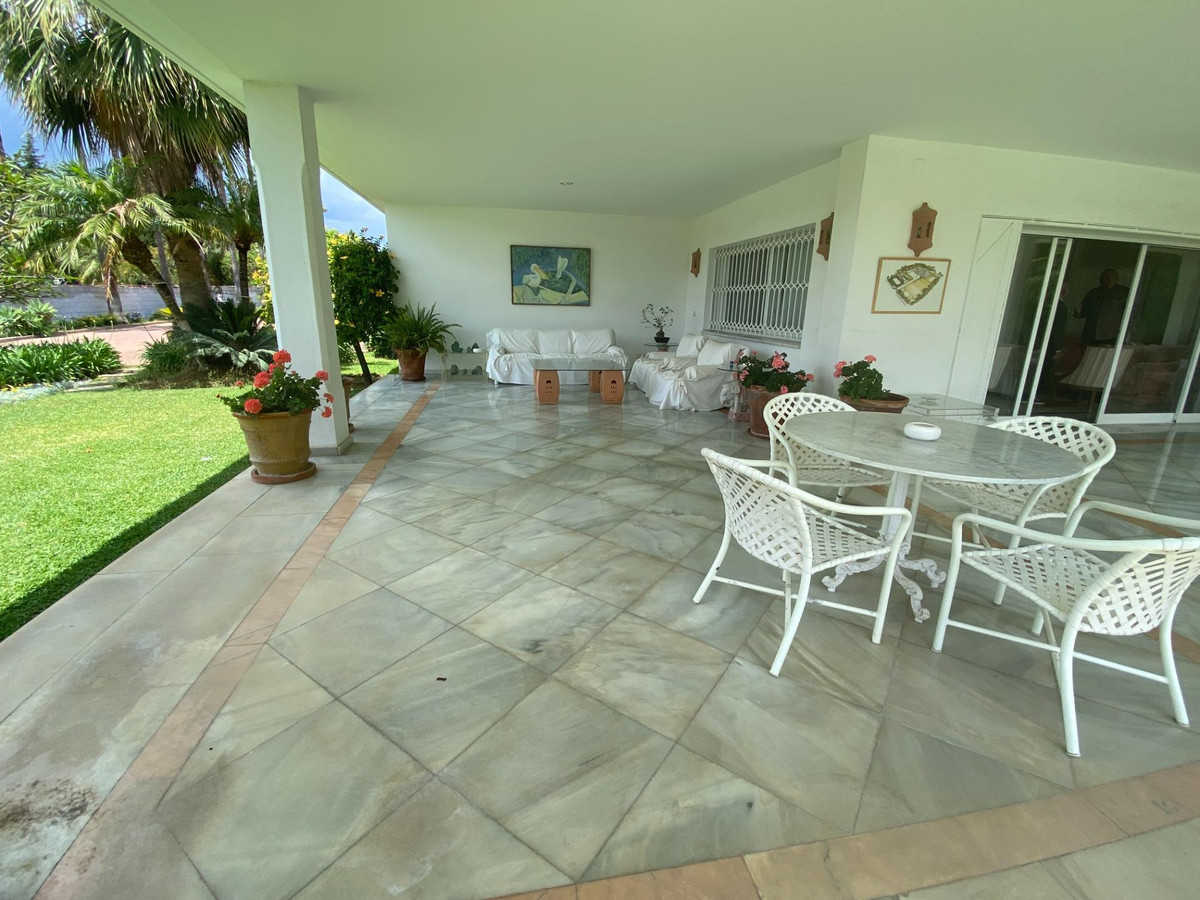 6469bbacc52eec6db90c60ea04fb333c - 8