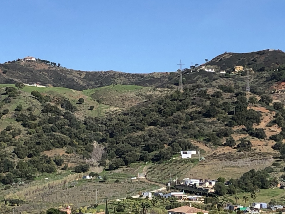 661ea84a93ed94156bde98a7efc026b8 - 15