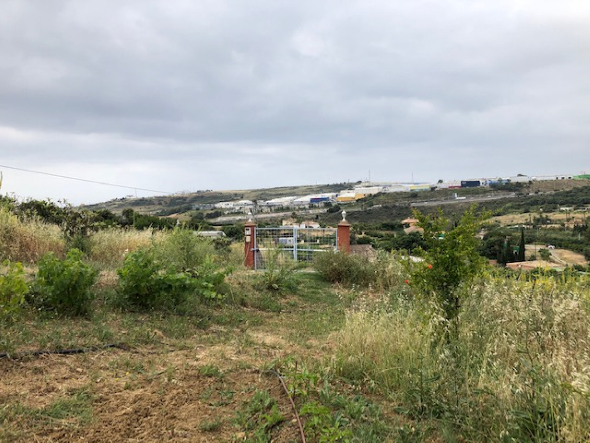 661ea84a93ed94156bde98a7efc026b8 - 22