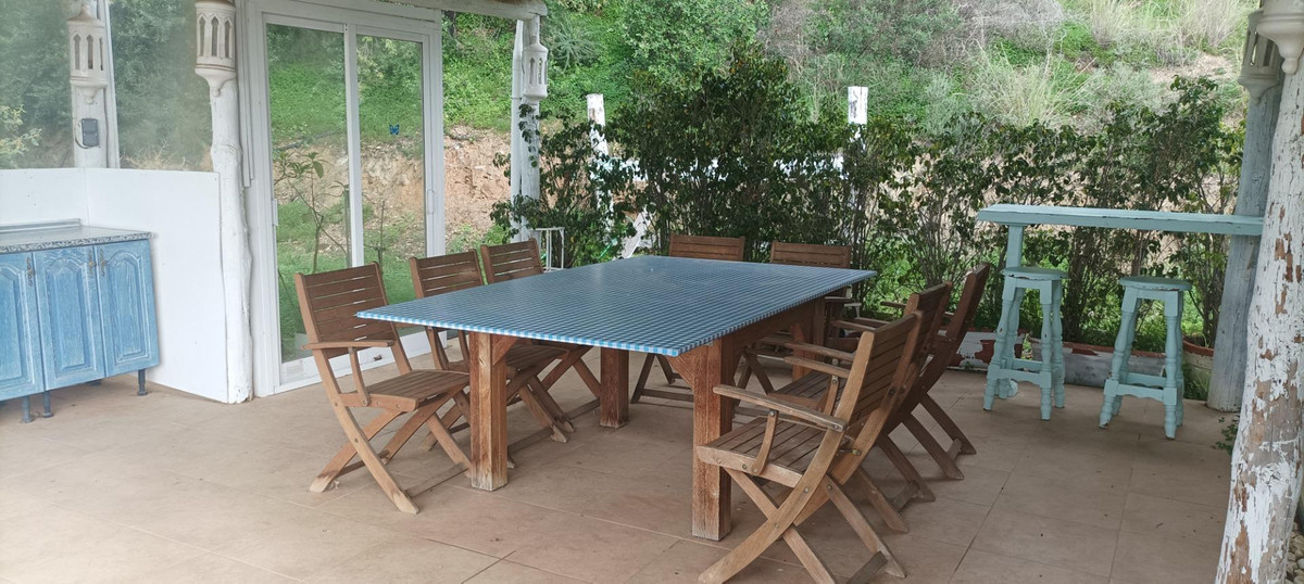 661ea84a93ed94156bde98a7efc026b8 - 3