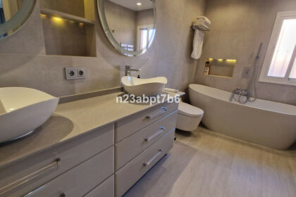 66be72b13ef24b9624747362411a2d1e - 10