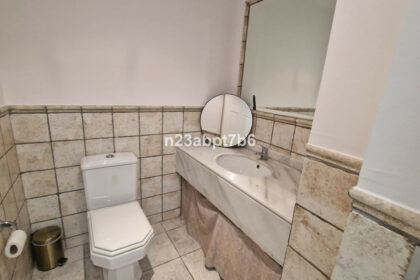 66be72b13ef24b9624747362411a2d1e - 14