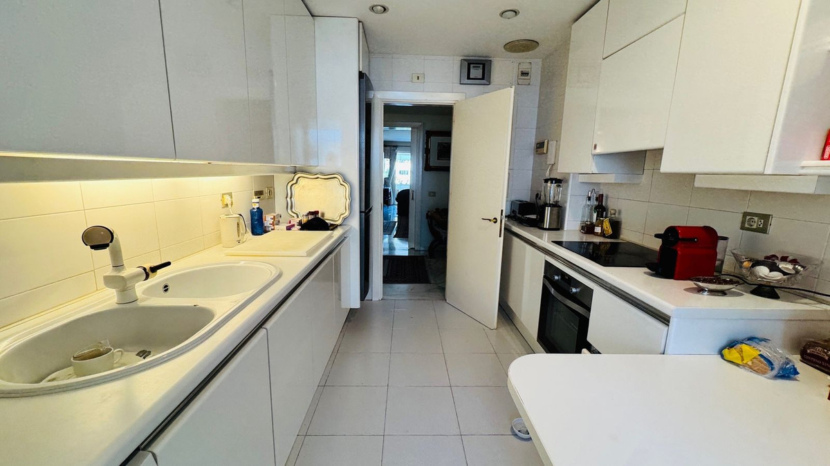 6959c1ec08de8fcc9703c5a43275a284 - 10