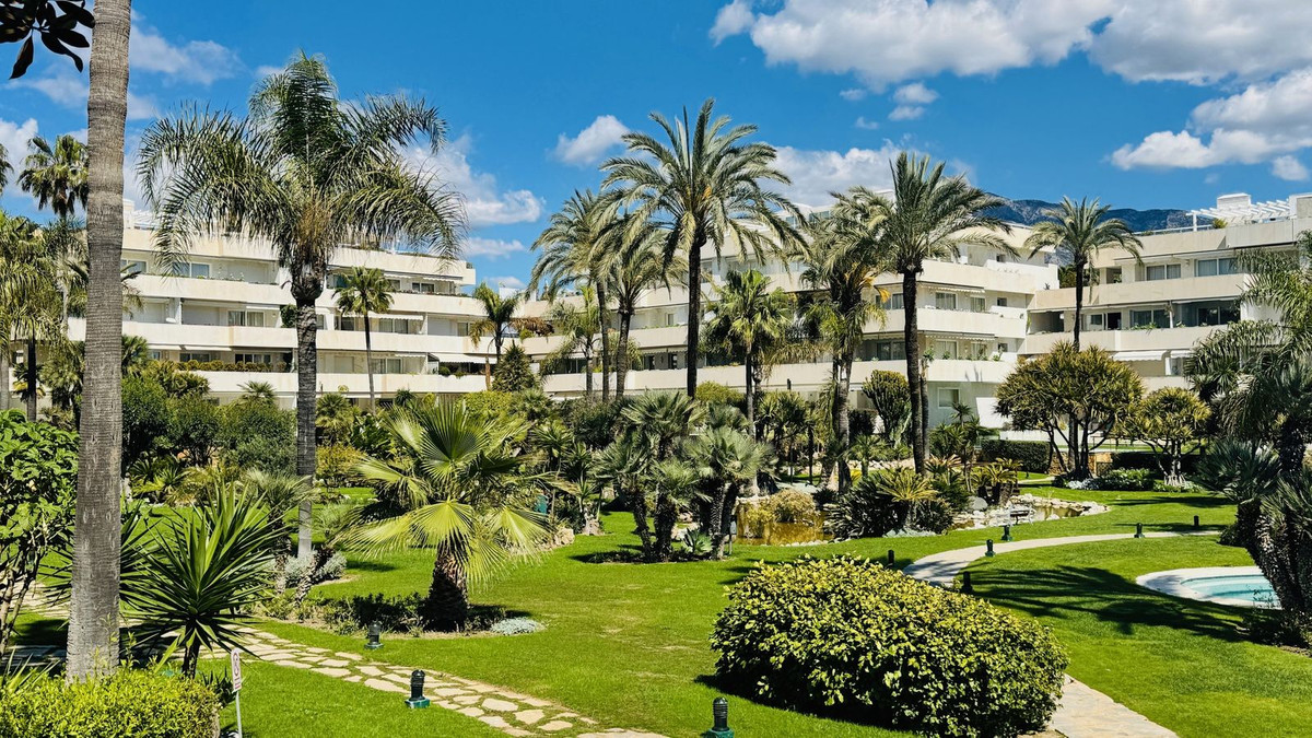 6959c1ec08de8fcc9703c5a43275a284 - 21