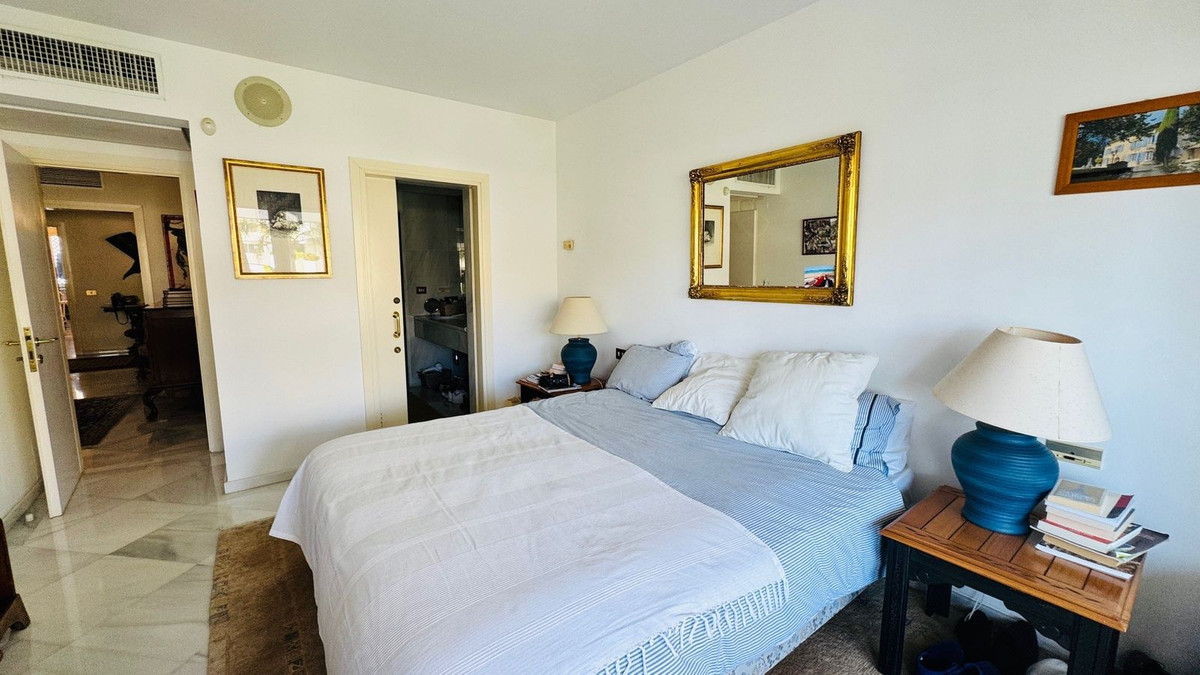 6959c1ec08de8fcc9703c5a43275a284 - 5