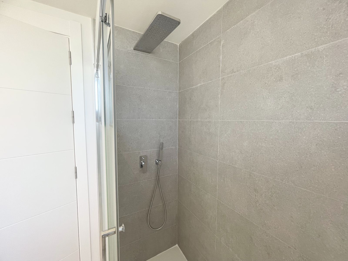 6b264a4a44ffd33917f1b1749cb83ebf - 25