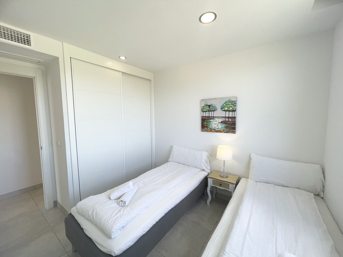 6b264a4a44ffd33917f1b1749cb83ebf - 35