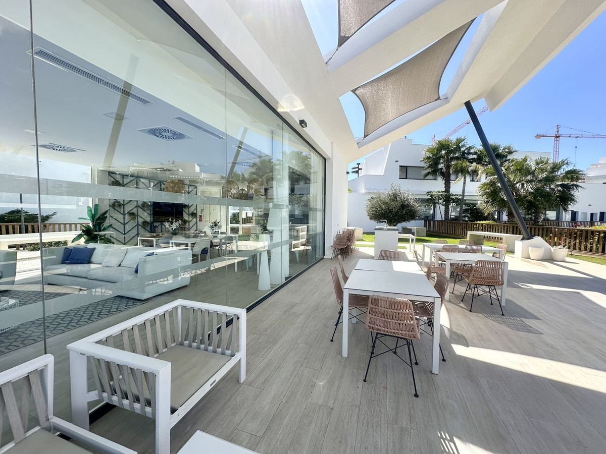 6b264a4a44ffd33917f1b1749cb83ebf - 38