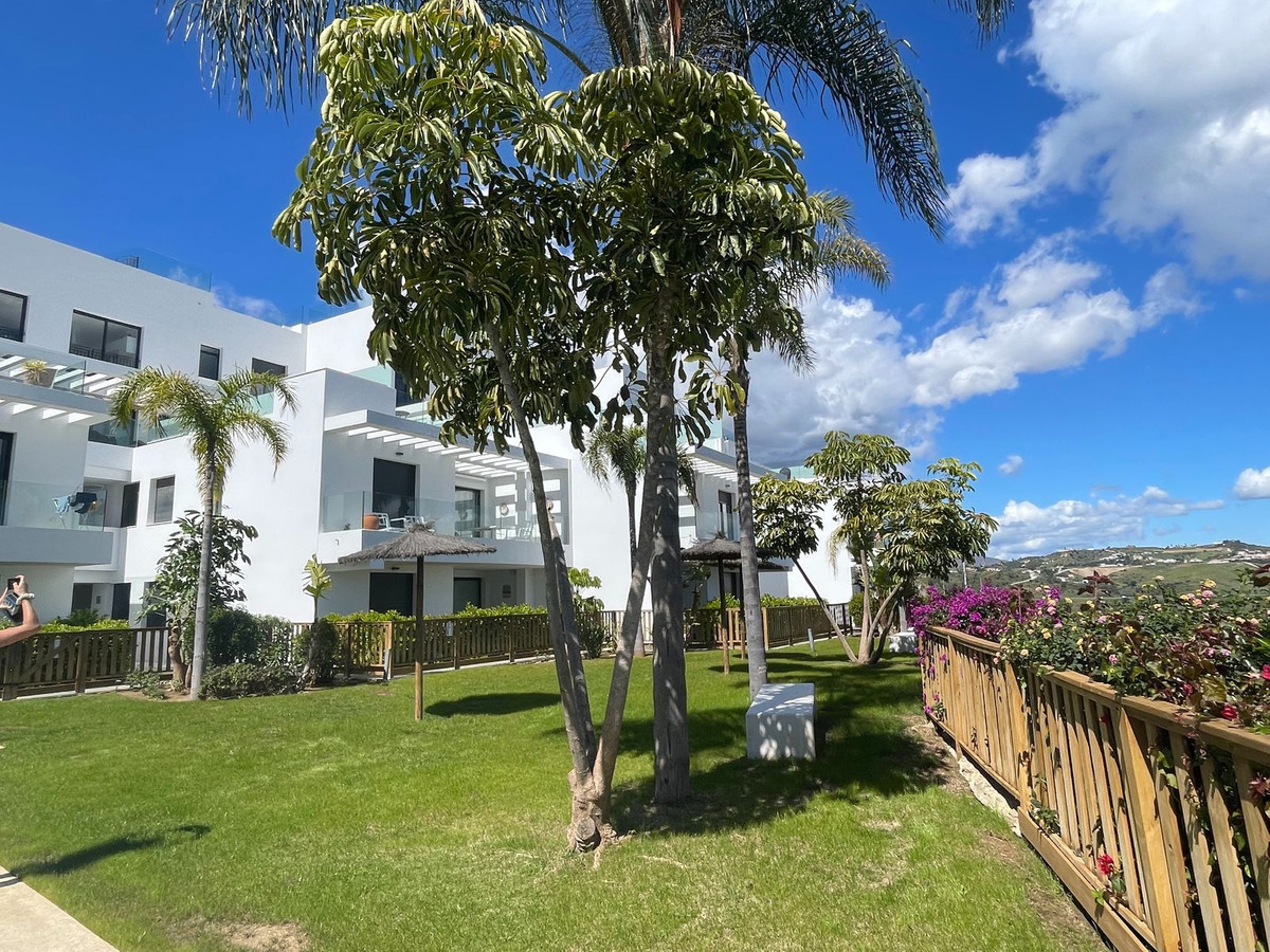 6b264a4a44ffd33917f1b1749cb83ebf - 43