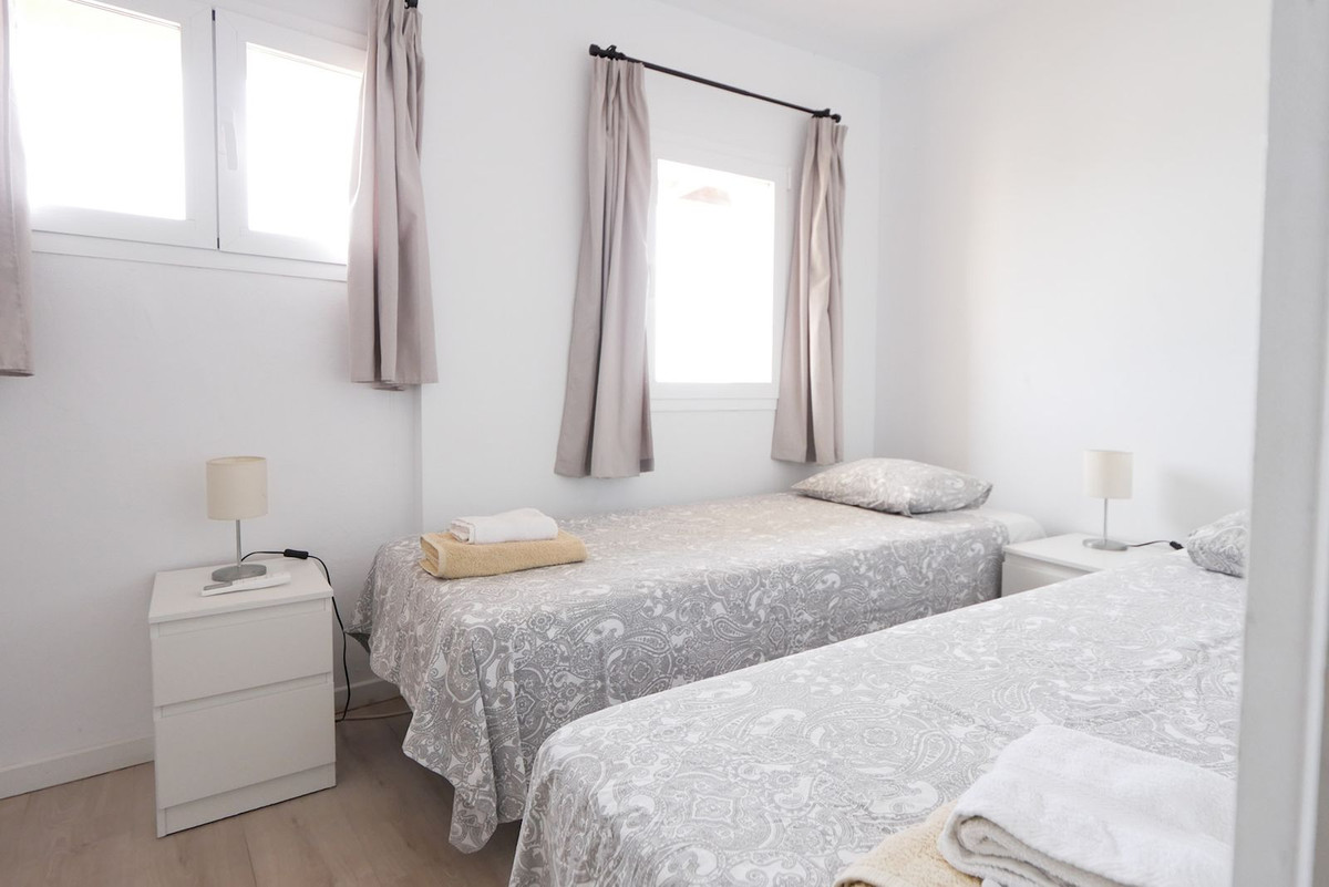 6badc50ef0e18aed7538ea08e1aab116 - 16