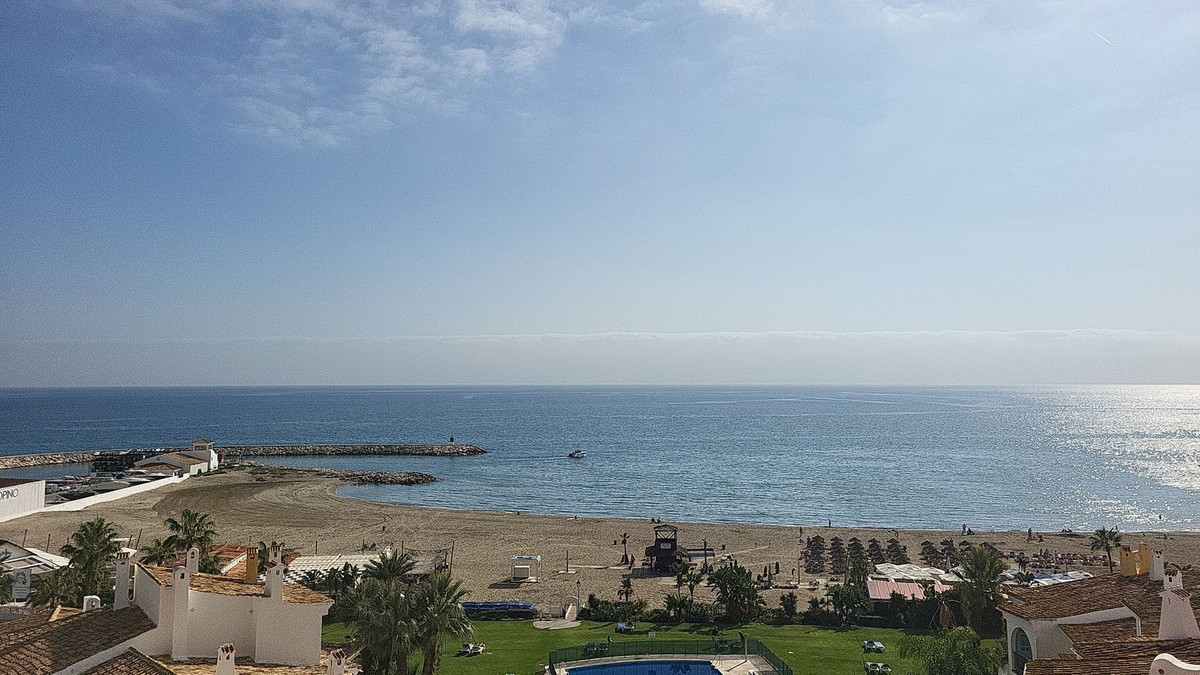 6badc50ef0e18aed7538ea08e1aab116 - 8